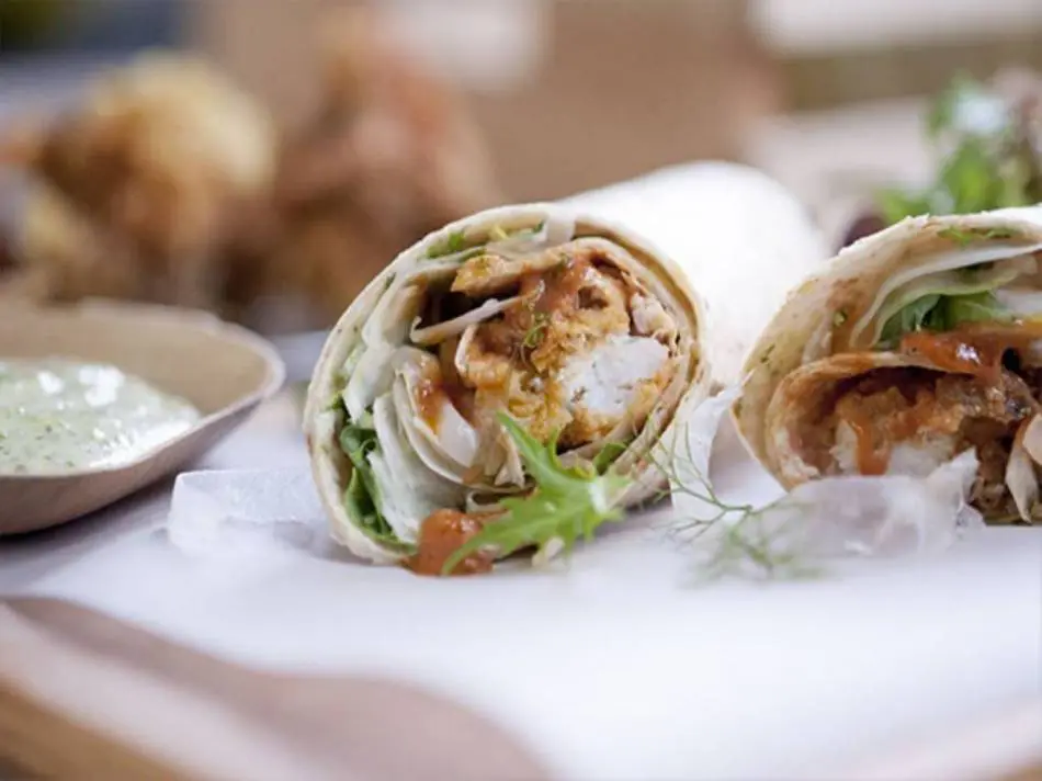 Wrap de ensalada de camarones