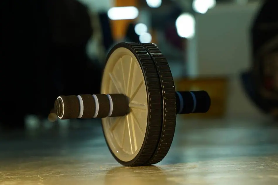 Rueda abdominal para tener durísimos músculos abdominales Rueda abdominal para tener durísimos músculos abdominales