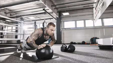 Los mejores suplementos para ganar masa muscular a los 50 años