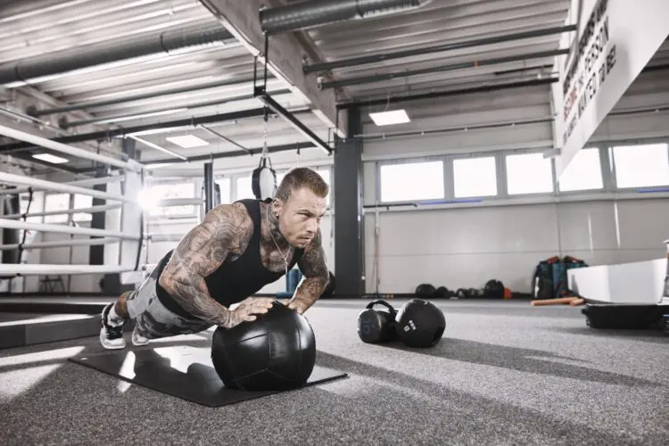 Los mejores suplementos para ganar masa muscular a los 50 años