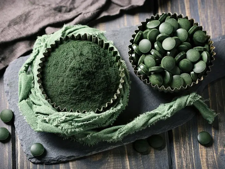 Beneficios de la espirulina en la mujer
