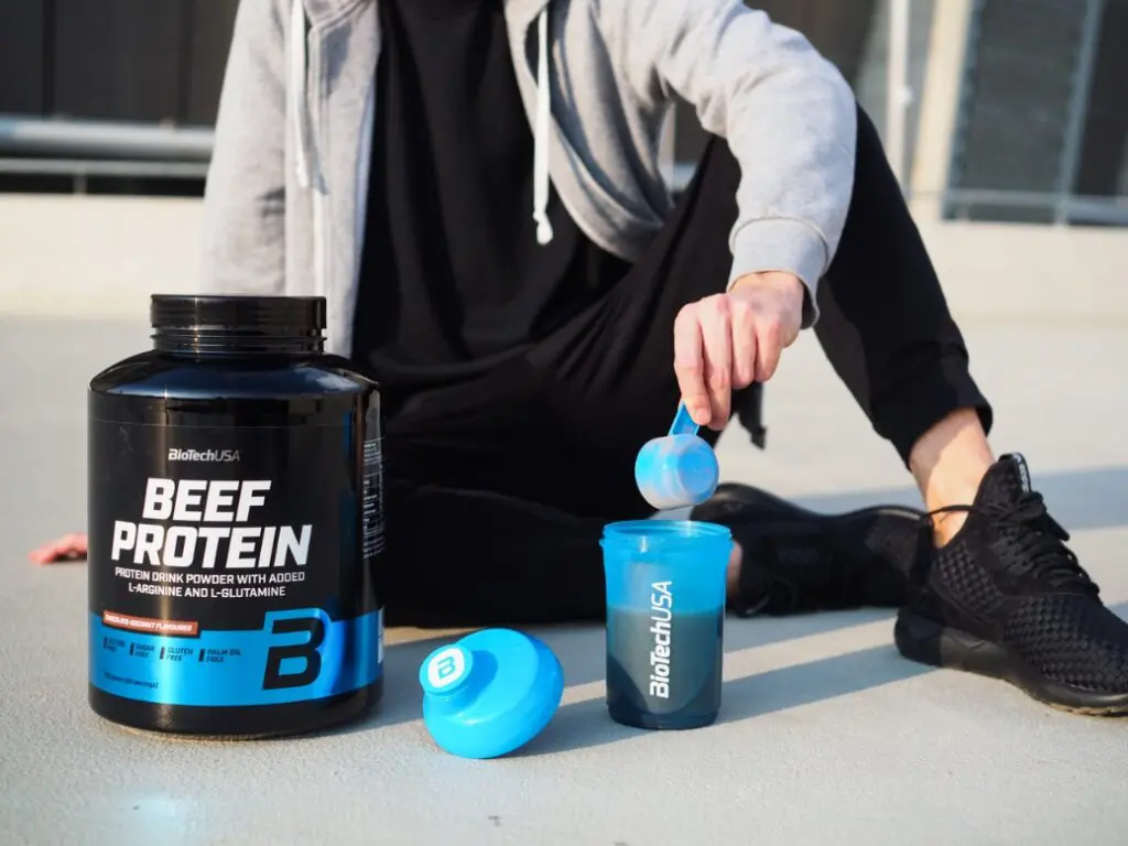 ¿Por qué es importante el consumo de proteínas post entreno?