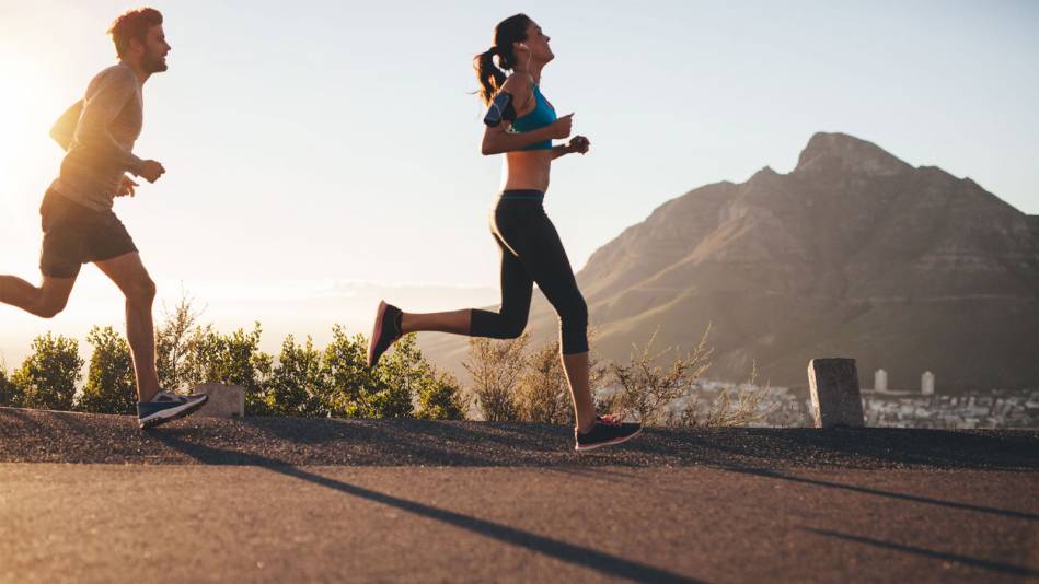 Salir a correr en ayunas puede destruir masa muscular.